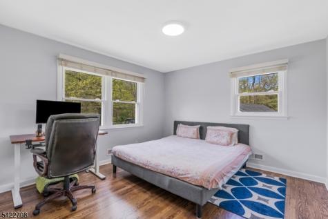 65 Somerset Terrace Bedminster NJ 07921