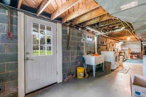 65 Somerset Terrace Bedminster NJ 07921