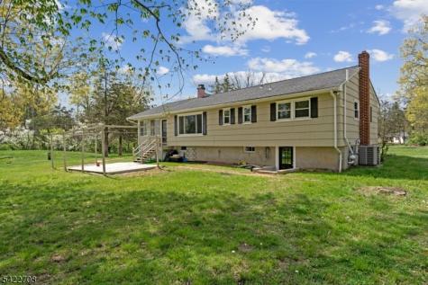 65 Somerset Terrace Bedminster NJ 07921