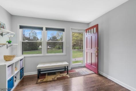 65 Somerset Terrace Bedminster NJ 07921