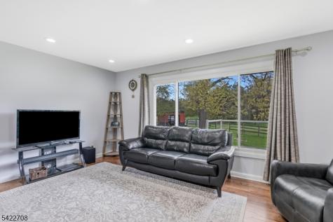 65 Somerset Terrace Bedminster NJ 07921