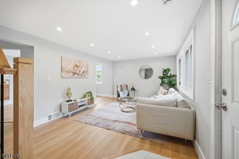 1 Lorelei Road West Orange NJ 07052