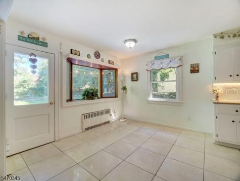 11 Park Street Roseland NJ 07068