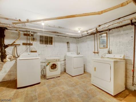 11 Park Street Roseland NJ 07068
