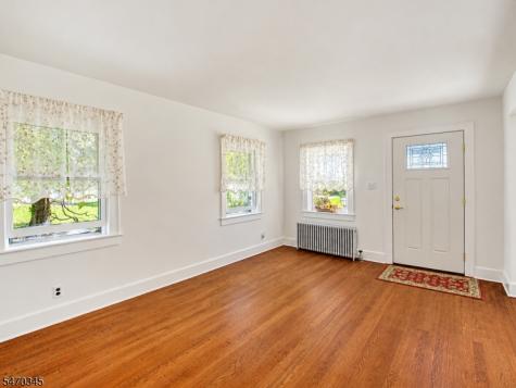 11 Park Street Roseland NJ 07068