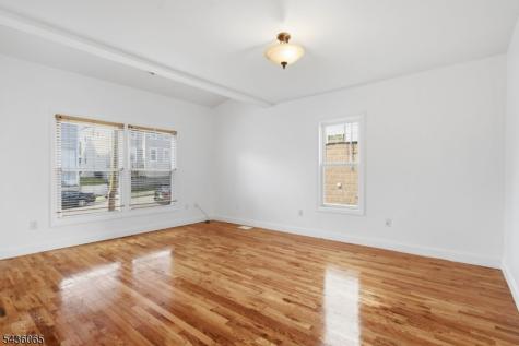 118 W 2nd Street Clifton NJ 07011