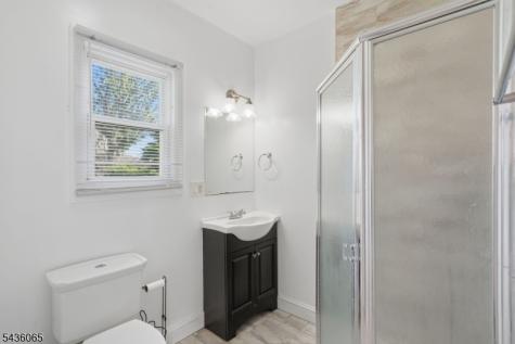 118 W 2nd Street Clifton NJ 07011