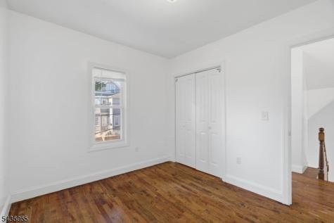 118 W 2nd Street Clifton NJ 07011