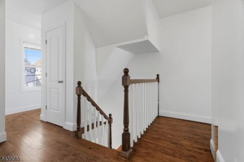 118 W 2nd Street Clifton NJ 07011