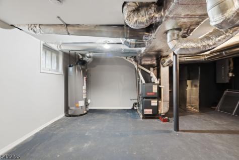 118 W 2nd Street Clifton NJ 07011