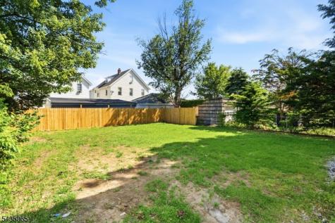 118 W 2nd Street Clifton NJ 07011
