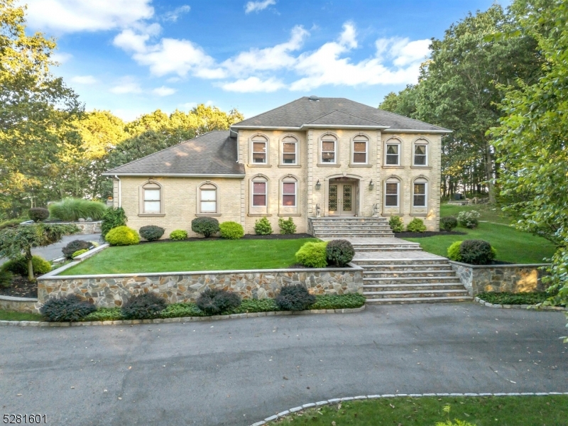 7 Woodside Drive Montville NJ 07005