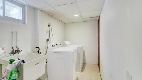 25 Woodland Avenue West Orange NJ 07052