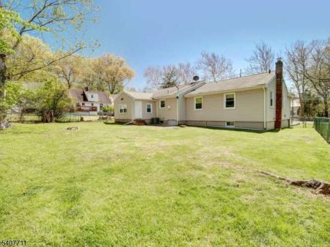 25 Woodland Avenue West Orange NJ 07052