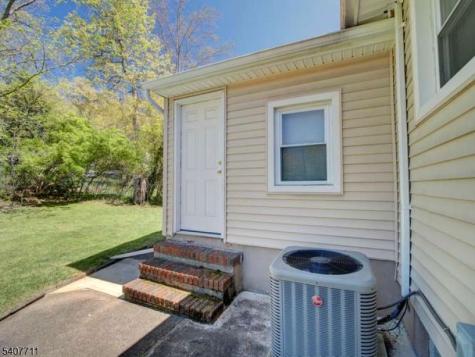 25 Woodland Avenue West Orange NJ 07052