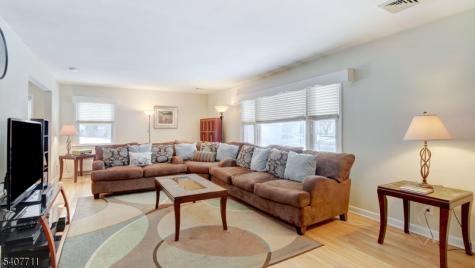 25 Woodland Avenue West Orange NJ 07052