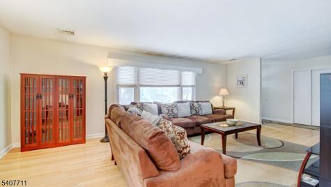 25 Woodland Avenue West Orange NJ 07052