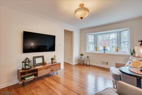 739 Willow Street Cranford NJ 07016