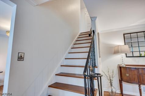 739 Willow Street Cranford NJ 07016