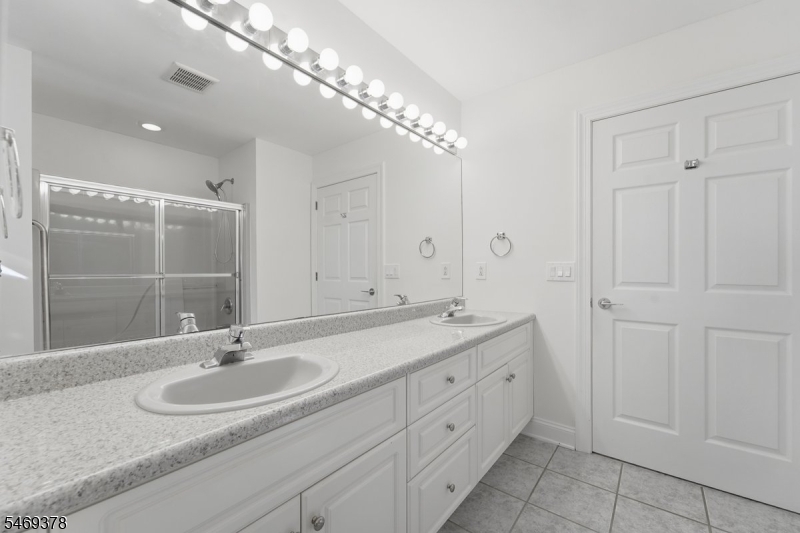 2 Lenape Trail Warren NJ 07059
