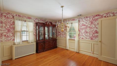 1 Roselle Avenue Cranford NJ 07016