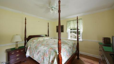 1 Roselle Avenue Cranford NJ 07016