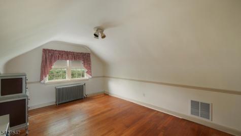 1 Roselle Avenue Cranford NJ 07016