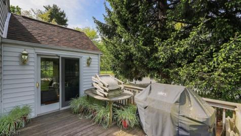 1 Roselle Avenue Cranford NJ 07016