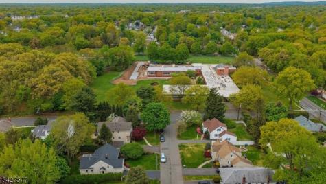 1 Roselle Avenue Cranford NJ 07016