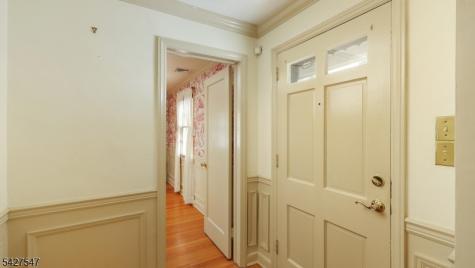 1 Roselle Avenue Cranford NJ 07016