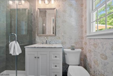 2 Glen Terrace Montville NJ 07045