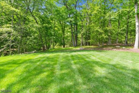2 Glen Terrace Montville NJ 07045