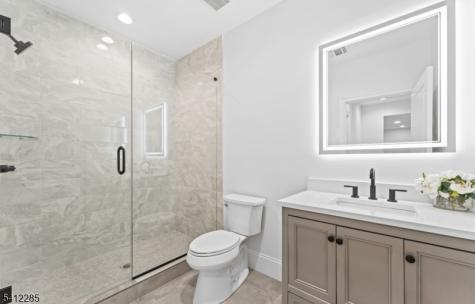 13 Penwood Road Livingston NJ 07039