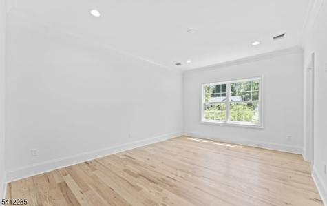 13 Penwood Road Livingston NJ 07039