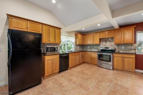 13 Island Trail West Milford NJ 07421