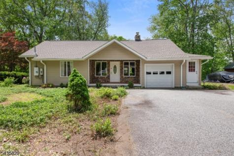 13 Island Trail West Milford NJ 07421