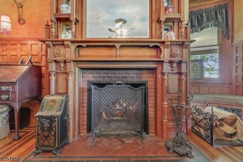 33 Edgemere Avenue Mount Arlington NJ 07856