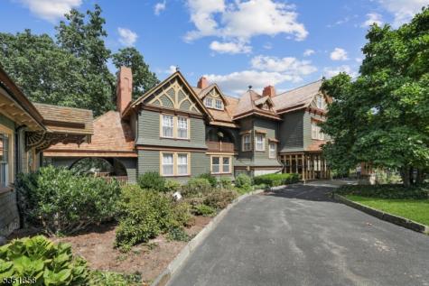 33 Edgemere Avenue Mount Arlington NJ 07856