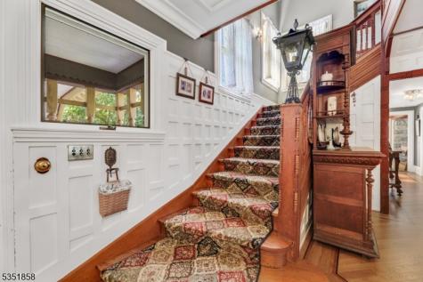 33 Edgemere Avenue Mount Arlington NJ 07856