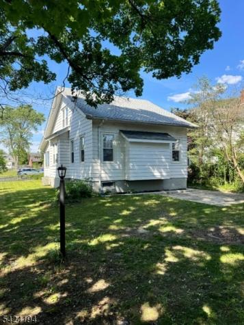 814 Somerset Street Gloucester NJ 08030