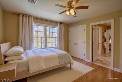 2 Evergreen Lane Lebanon NJ 07830