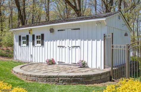 2 Evergreen Lane Lebanon NJ 07830