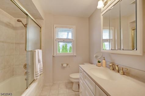 2 Midwood Drive Florham Park NJ 07932