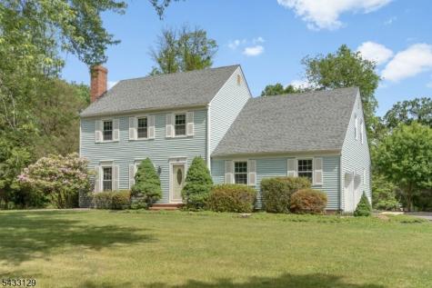 27 Tall Cedar Court Montgomery NJ 08502