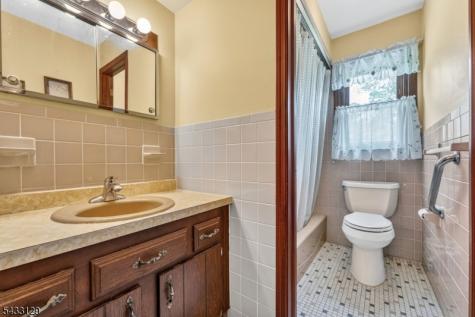 27 Tall Cedar Court Montgomery NJ 08502