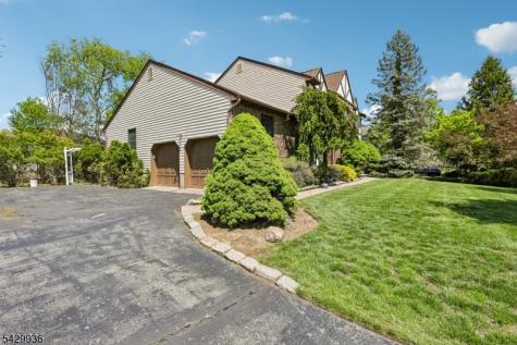 28 Verkade Drive Wayne NJ 07470