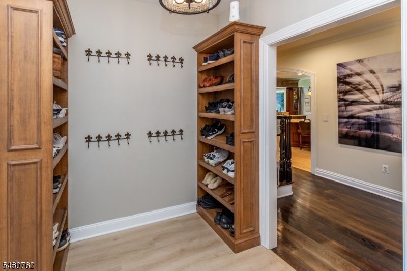 19 Raspberry Trail Warren NJ 07059