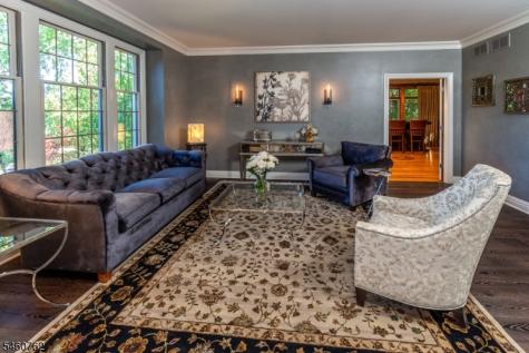 19 Raspberry Trail Warren NJ 07059
