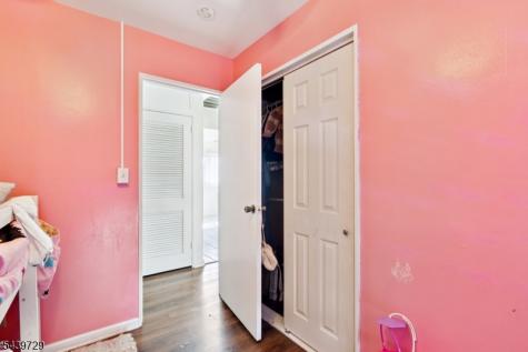 111 Ovington Avenue Edison NJ 08817