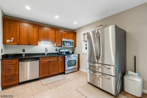 420 Decatur Avenue Middlesex NJ 08846
